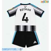 Camisa de time de futebol Newcastle United Sven Botman #4 Replicas 1º Equipamento Infantil 2026-27 Manga Curta (+ Calças curtas)